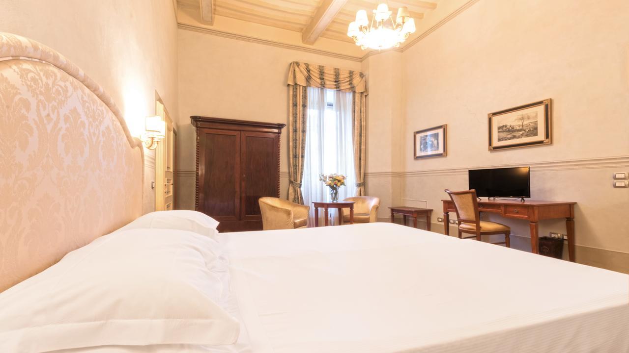 Badia Di Campoleone Villa Арецо Стая снимка