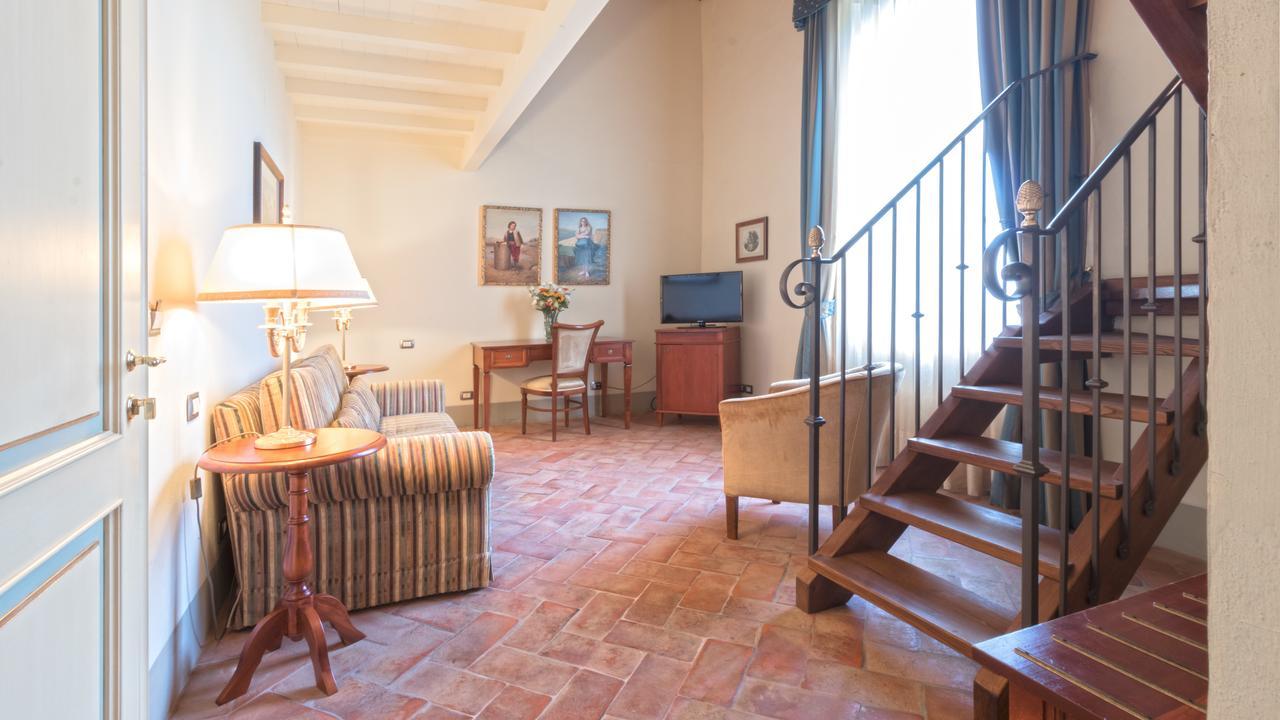 Badia Di Campoleone Villa Арецо Стая снимка