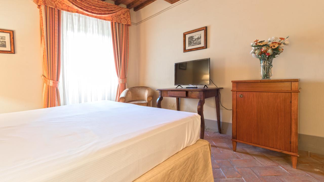 Badia Di Campoleone Villa Арецо Стая снимка