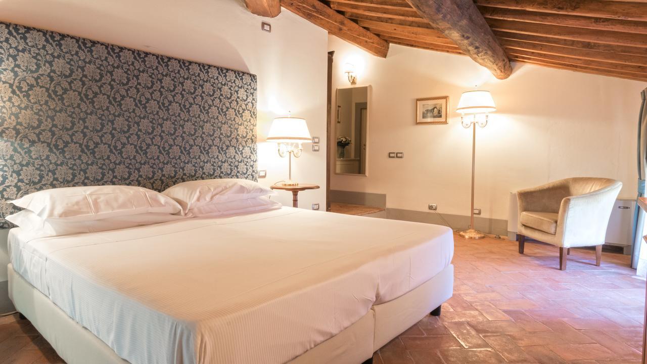 Badia Di Campoleone Villa Арецо Стая снимка